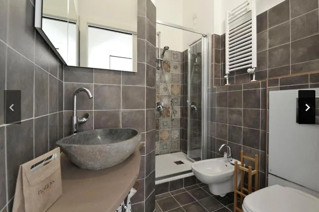 Apartment Un Gioiellino Nel Cuore Di Milano Italy